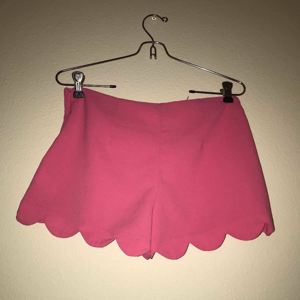 pink shorts